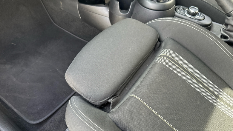 MINI Hatchback 2.0 Cooper S Classic 5dr Auto Petrol Hatchback